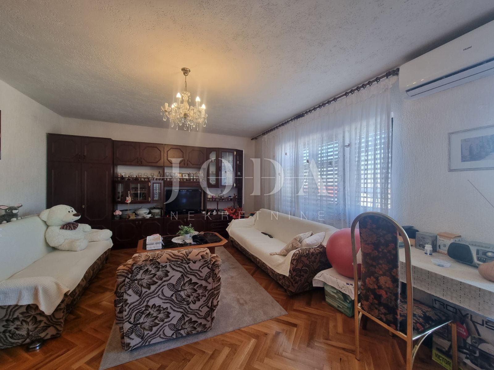 Casa In vendita - Ličko-senjska Senj
