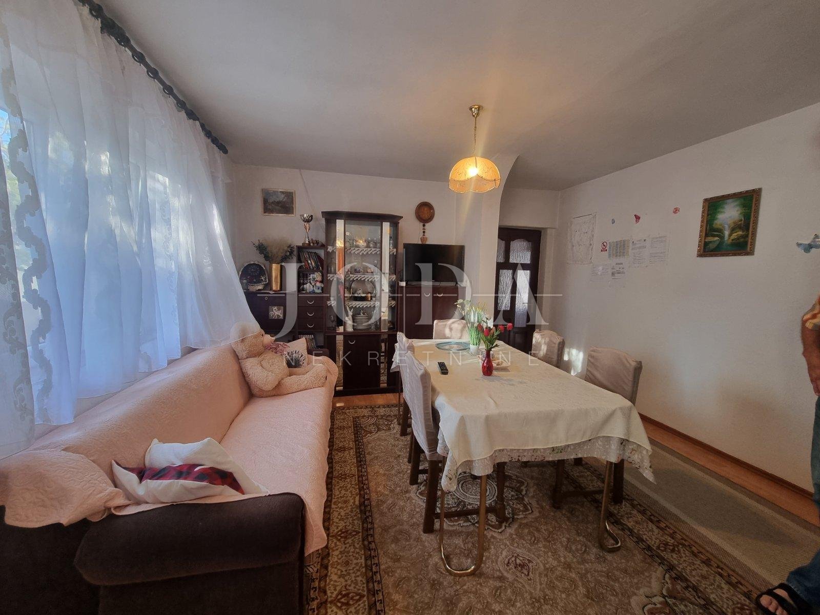 Casa In vendita - Ličko-senjska Senj