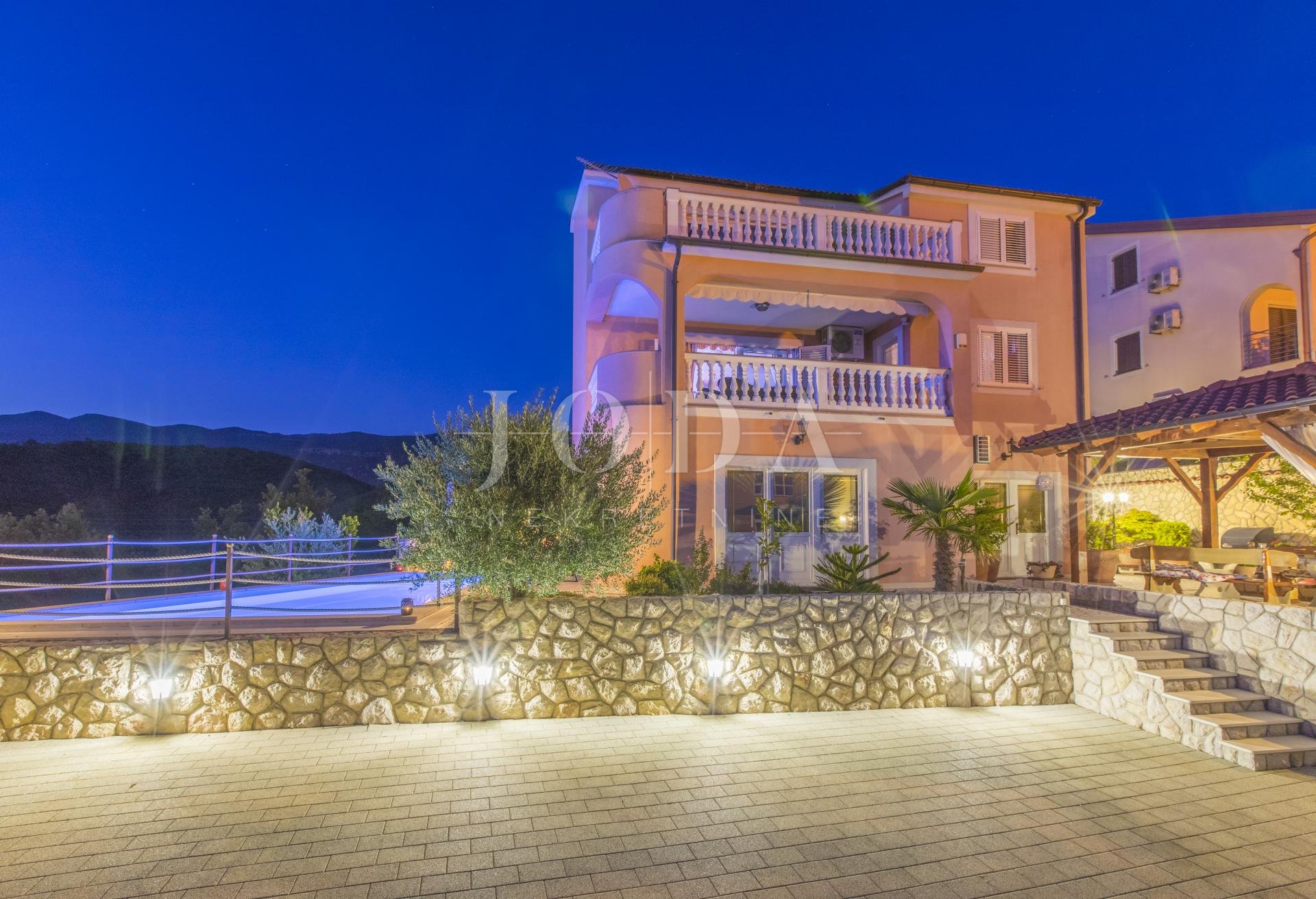 Hiša Naprodaj - Primorsko-goranska Crikvenica