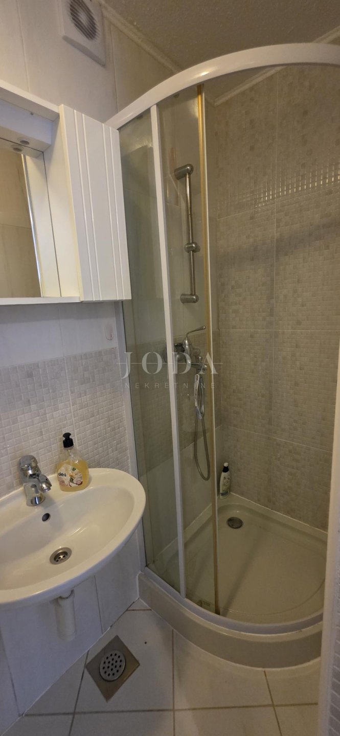 Flat For sale - Primorsko-goranska Crikvenica