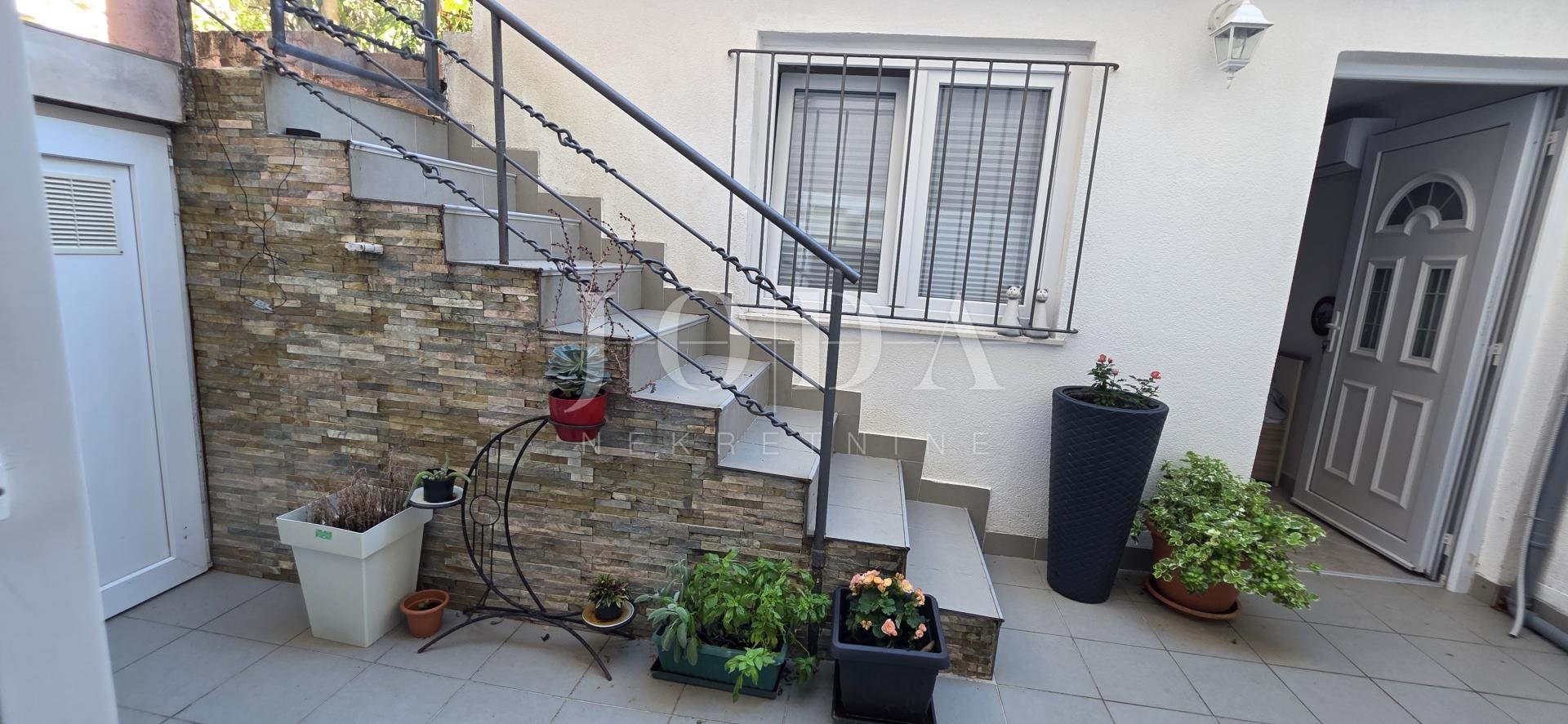 Flat For sale - Primorsko-goranska Crikvenica