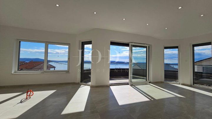 Stan na prodaju 69 m² – Crikvenica
