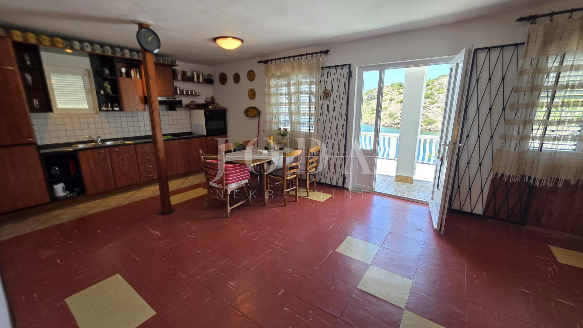Casa In vendita - Ličko-senjska Cesarica