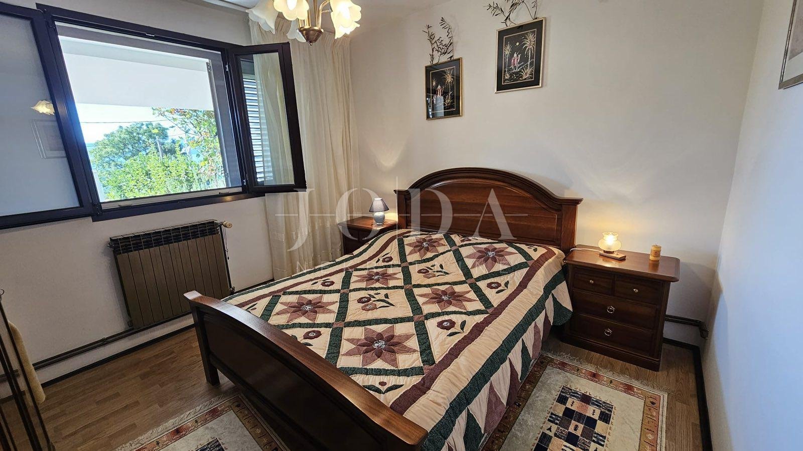 Hiša Na predaj - Primorsko-goranska Novi Vinodolski