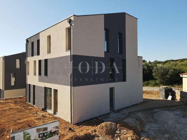 Stan Na prodaju - Primorsko-goranska Krk - foto 2/21