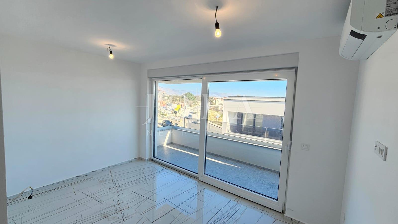 Apartmán Na predaj - Ličko-senjska Novalja