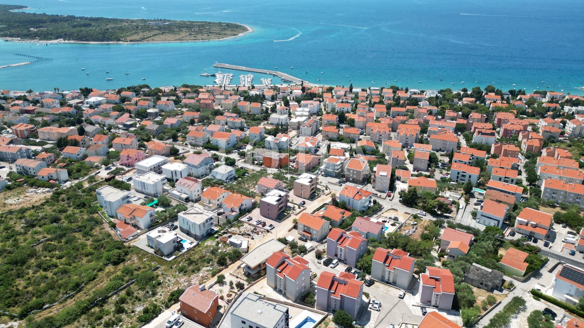 Apartma Naprodaj - Ličko-senjska Novalja
