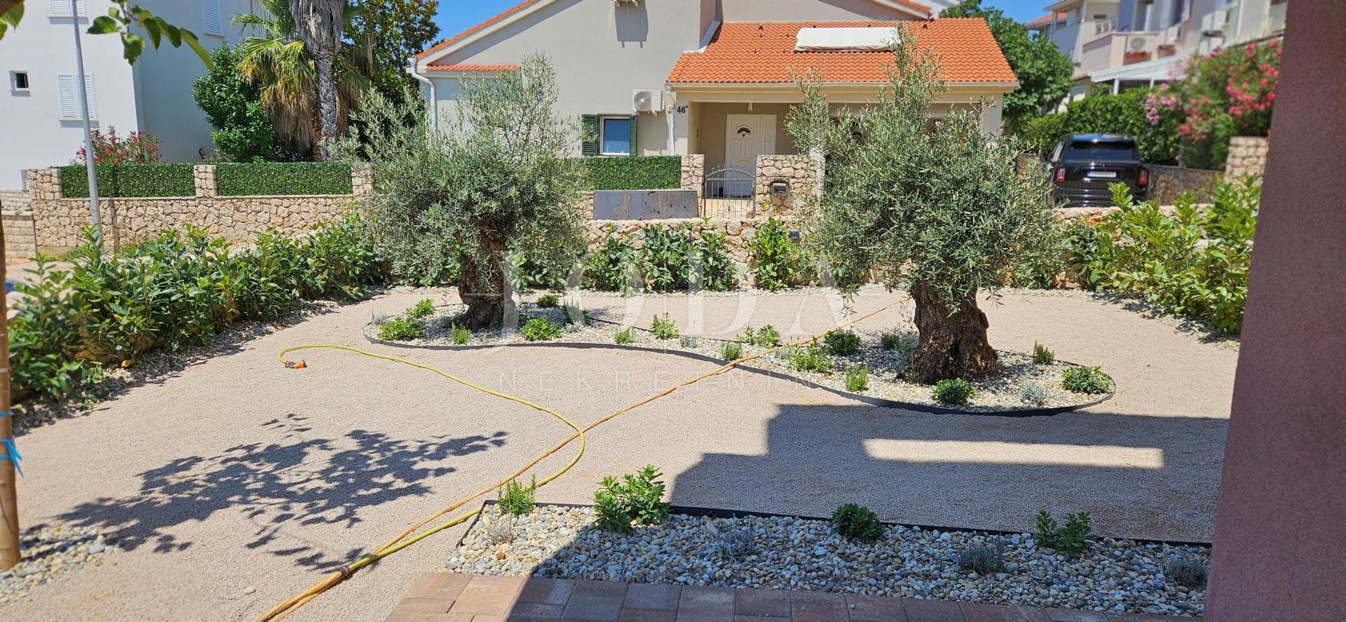 Apartma Naprodaj - Ličko-senjska Novalja