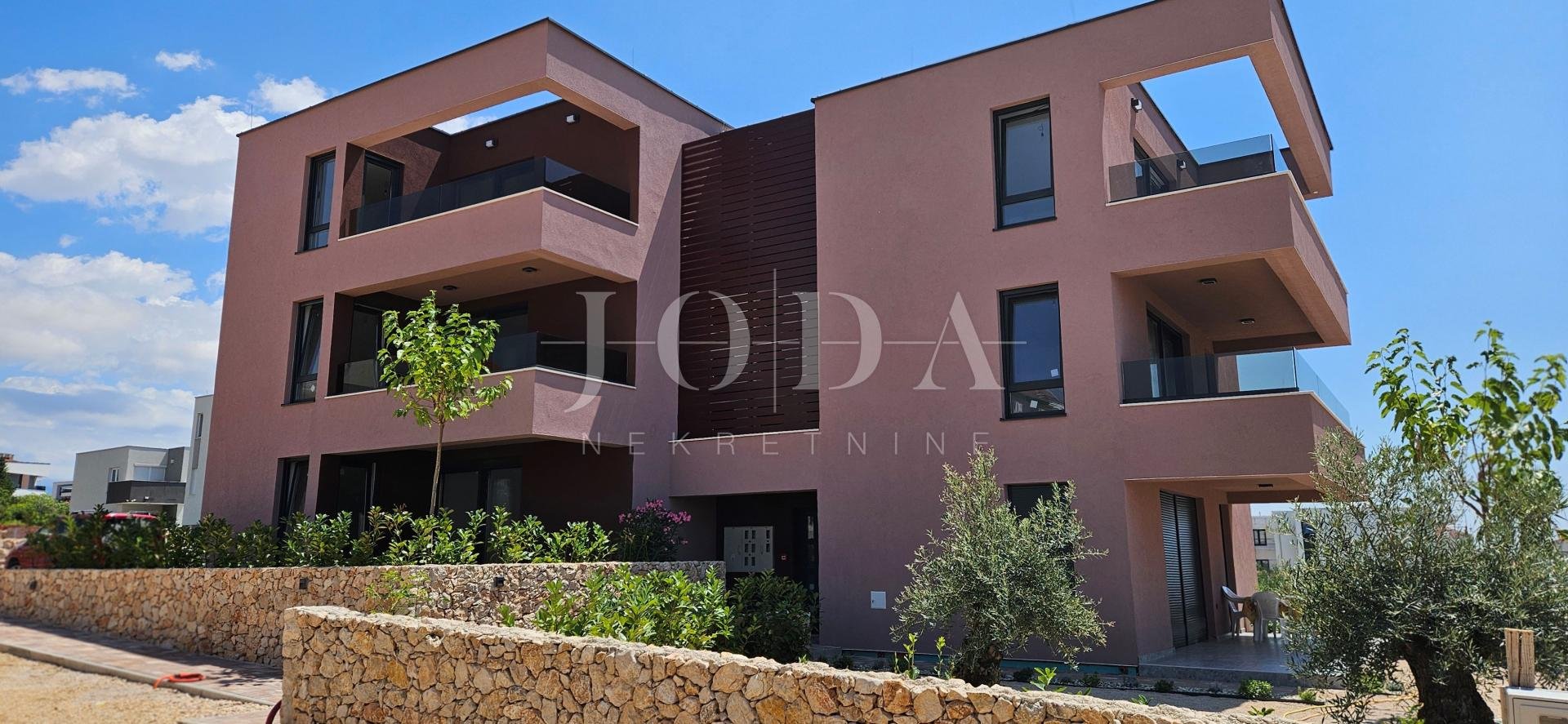 Apartma Naprodaj - Ličko-senjska Novalja