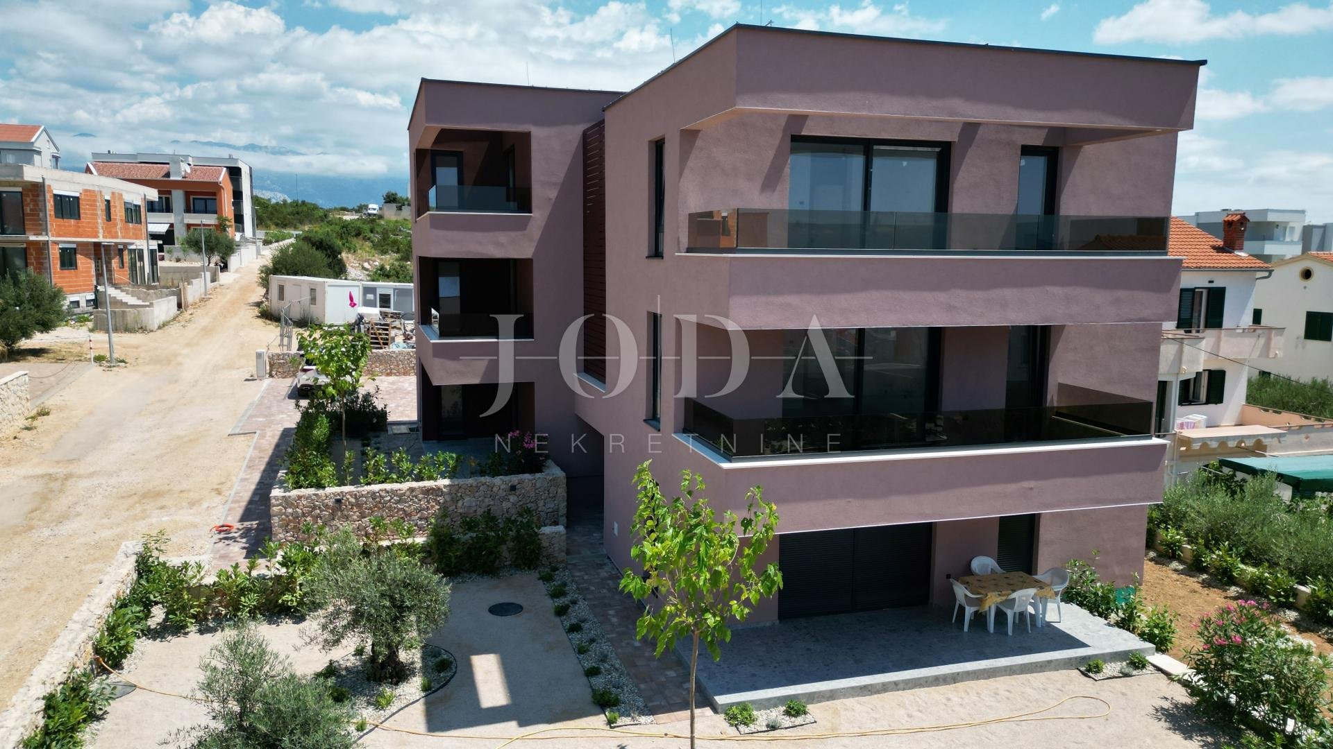 Apartma Naprodaj - Ličko-senjska Novalja