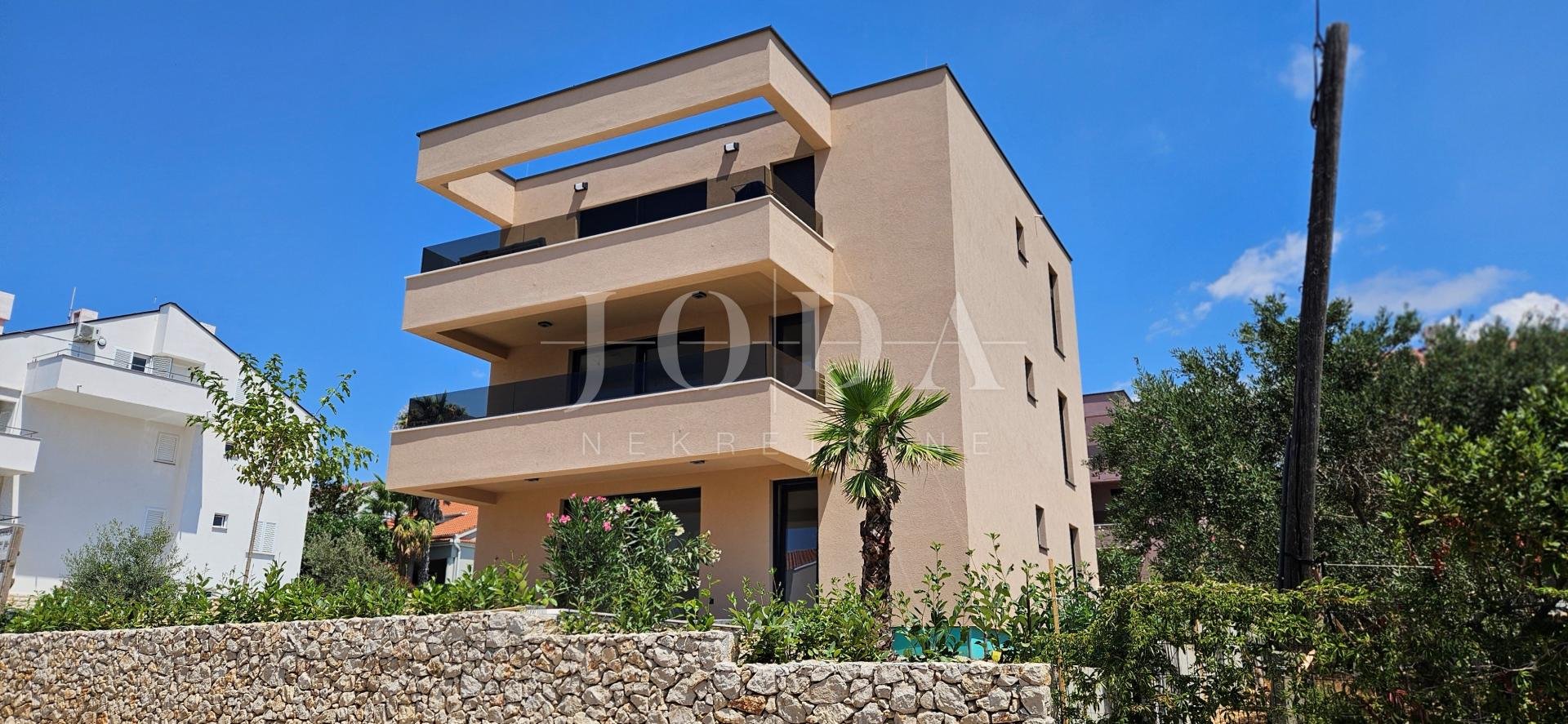 Apartma Naprodaj - Ličko-senjska Novalja