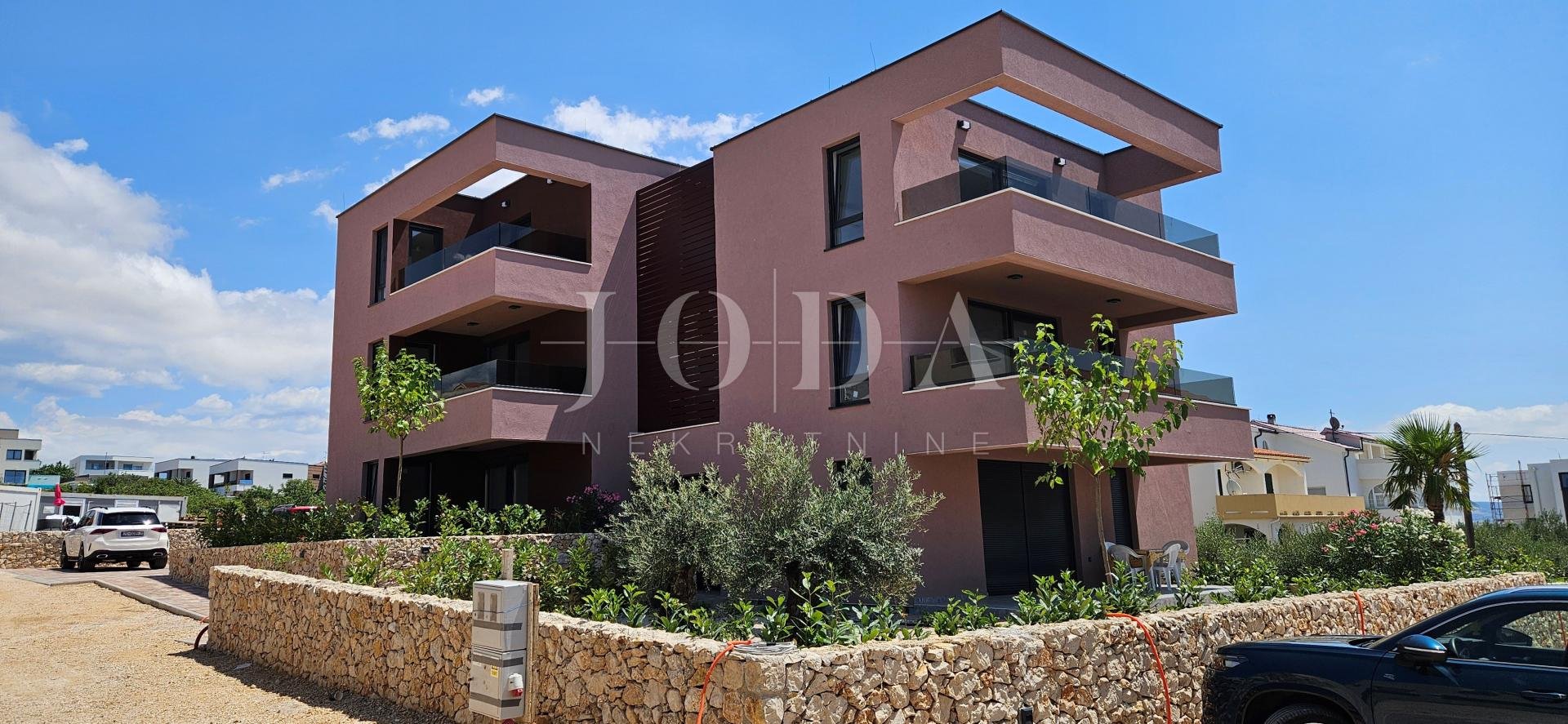 Apartma Naprodaj - Ličko-senjska Novalja
