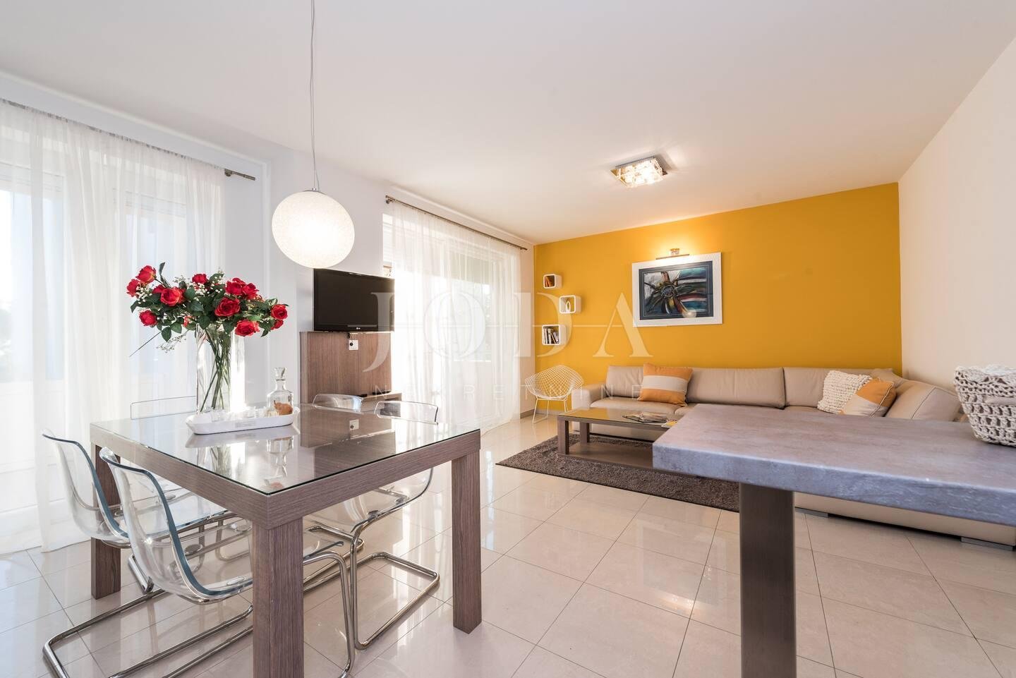 Flat For sale - Ličko-senjska Novalja