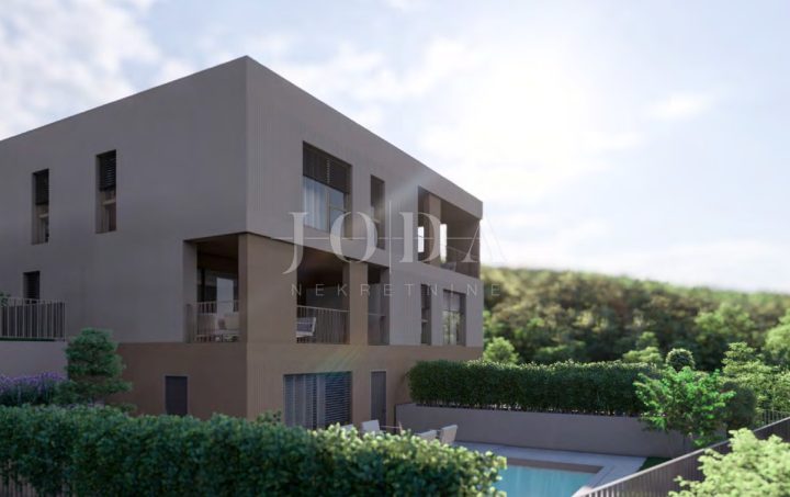 Mieszkanie na sprzedaż 164 m² – Kostrena