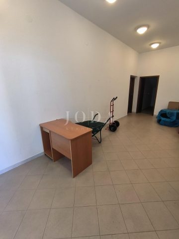 Poslovni prostor na prodaju 46 m² – Novi Vinodolski