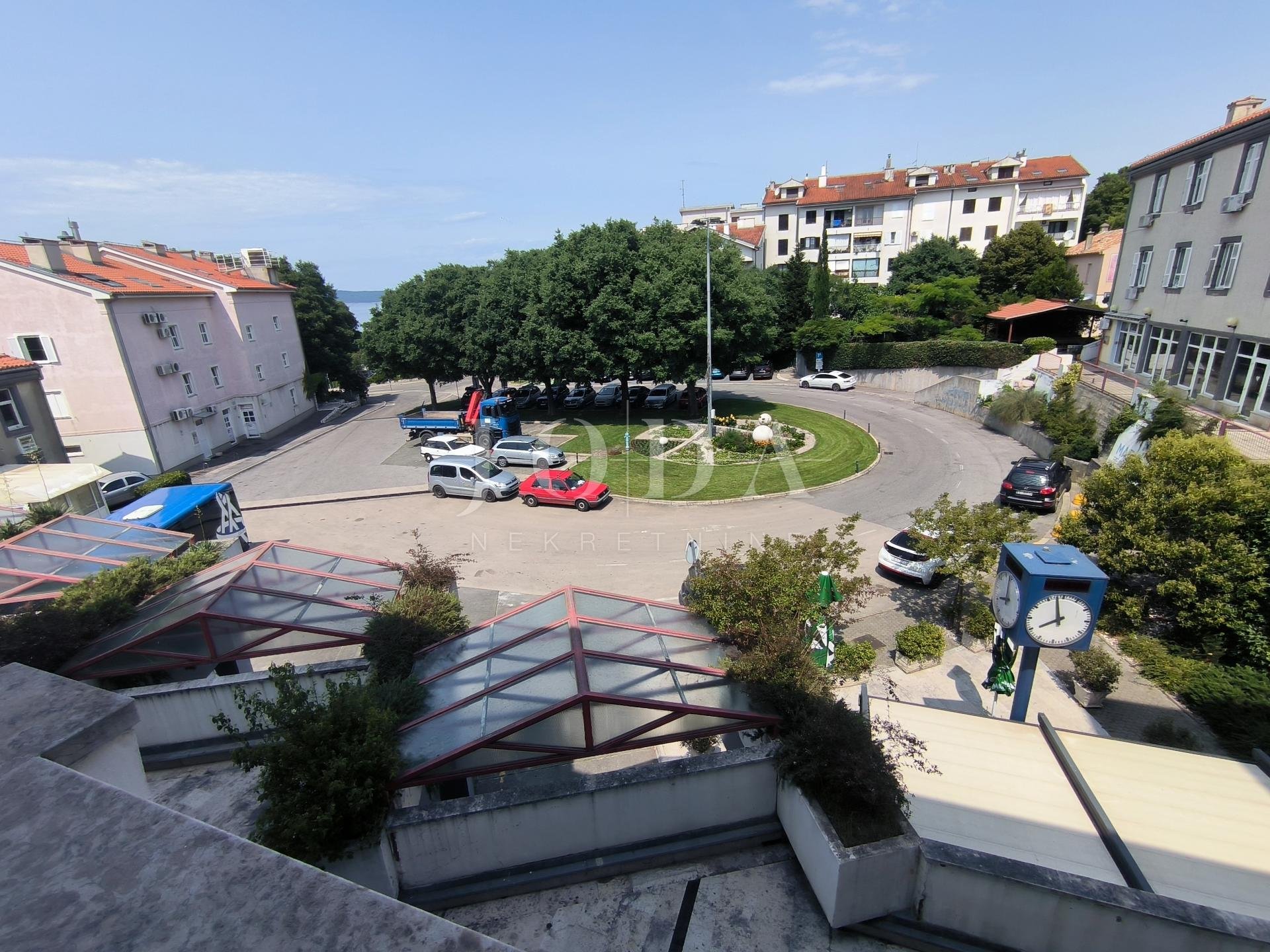 Poslovni prostor Na prodaju - Primorsko-goranska Novi Vinodolski