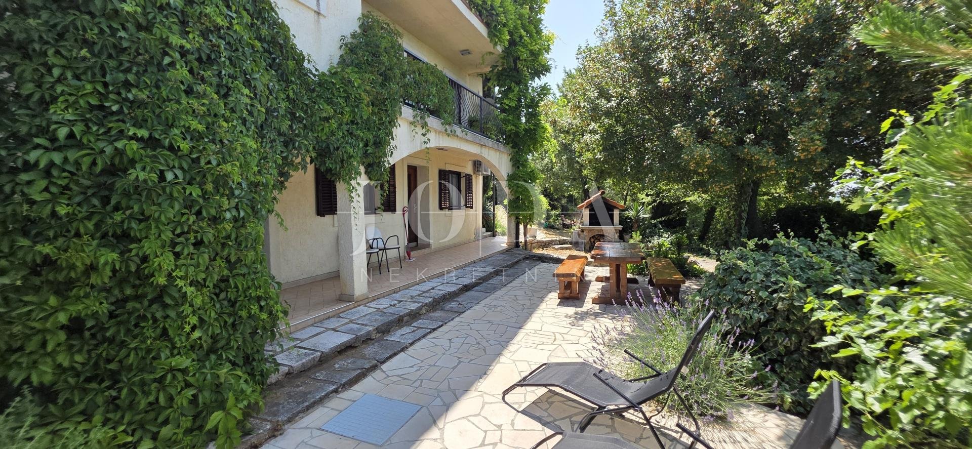 Dom Na predaj - Primorsko-goranska Crikvenica