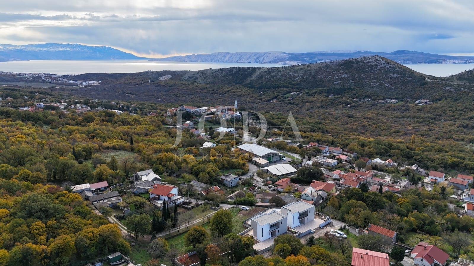 Dom Na sprzedaż - Primorsko-goranska Bribir