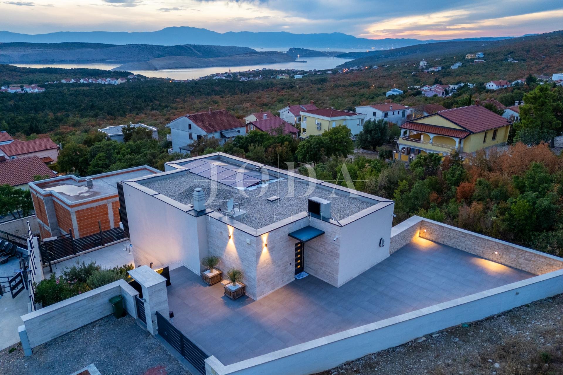 Kuća Na prodaju - Primorsko-goranska Jadranovo
