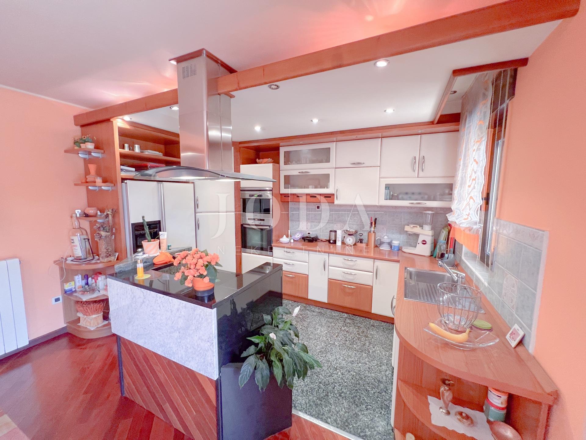 Casa In vendita - Primorsko-goranska Dražice