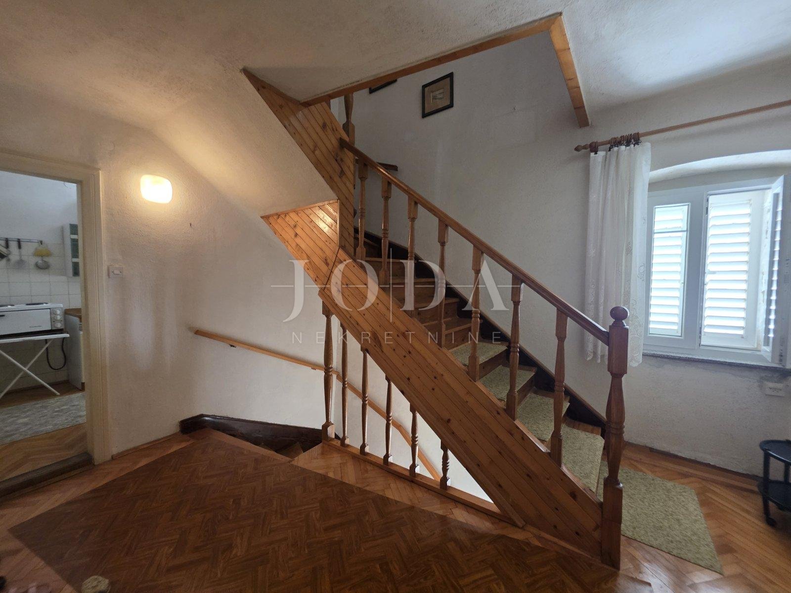 Casa In vendita - Ličko-senjska Senj