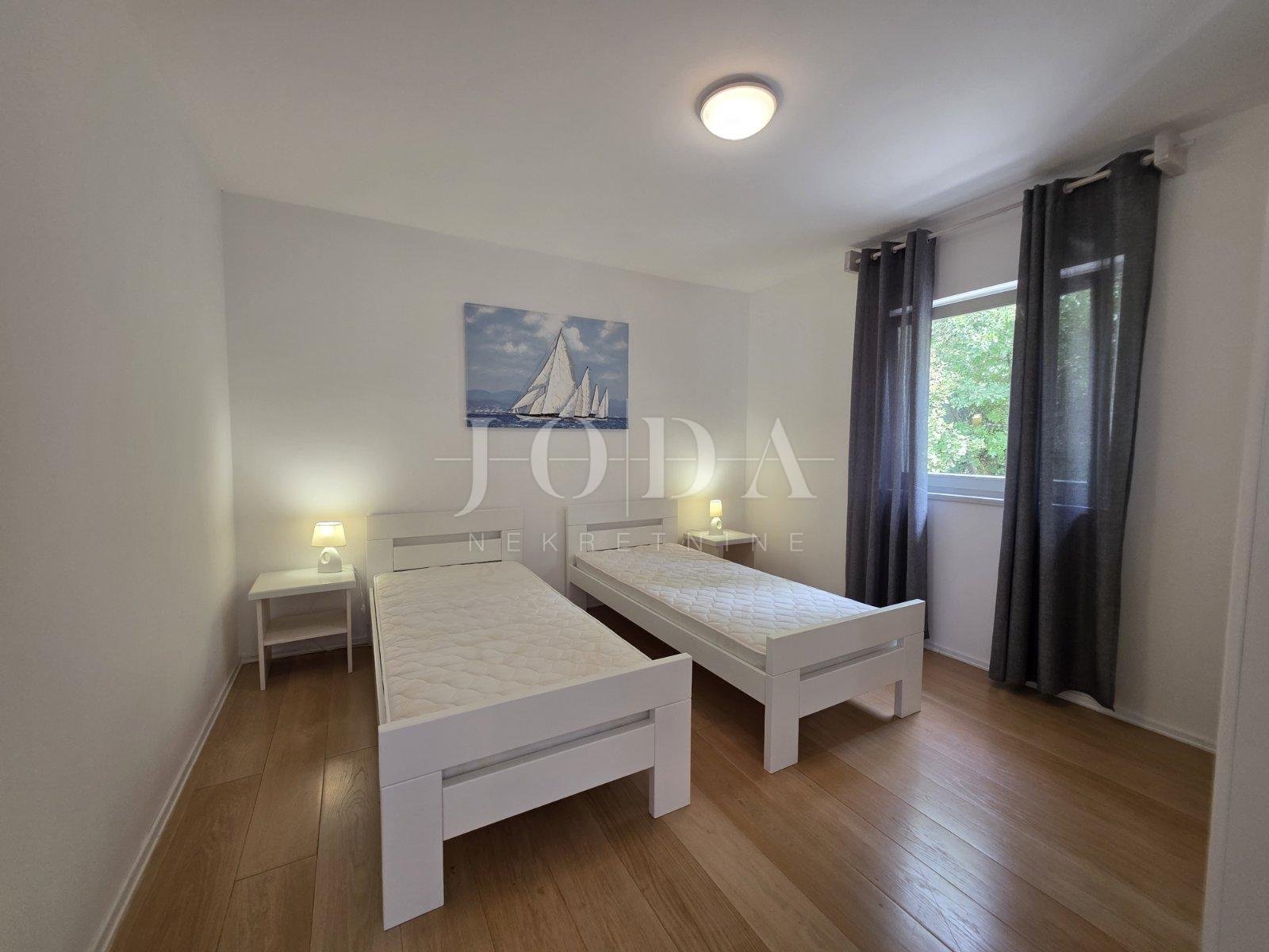 Casa In vendita - Ličko-senjska Senj