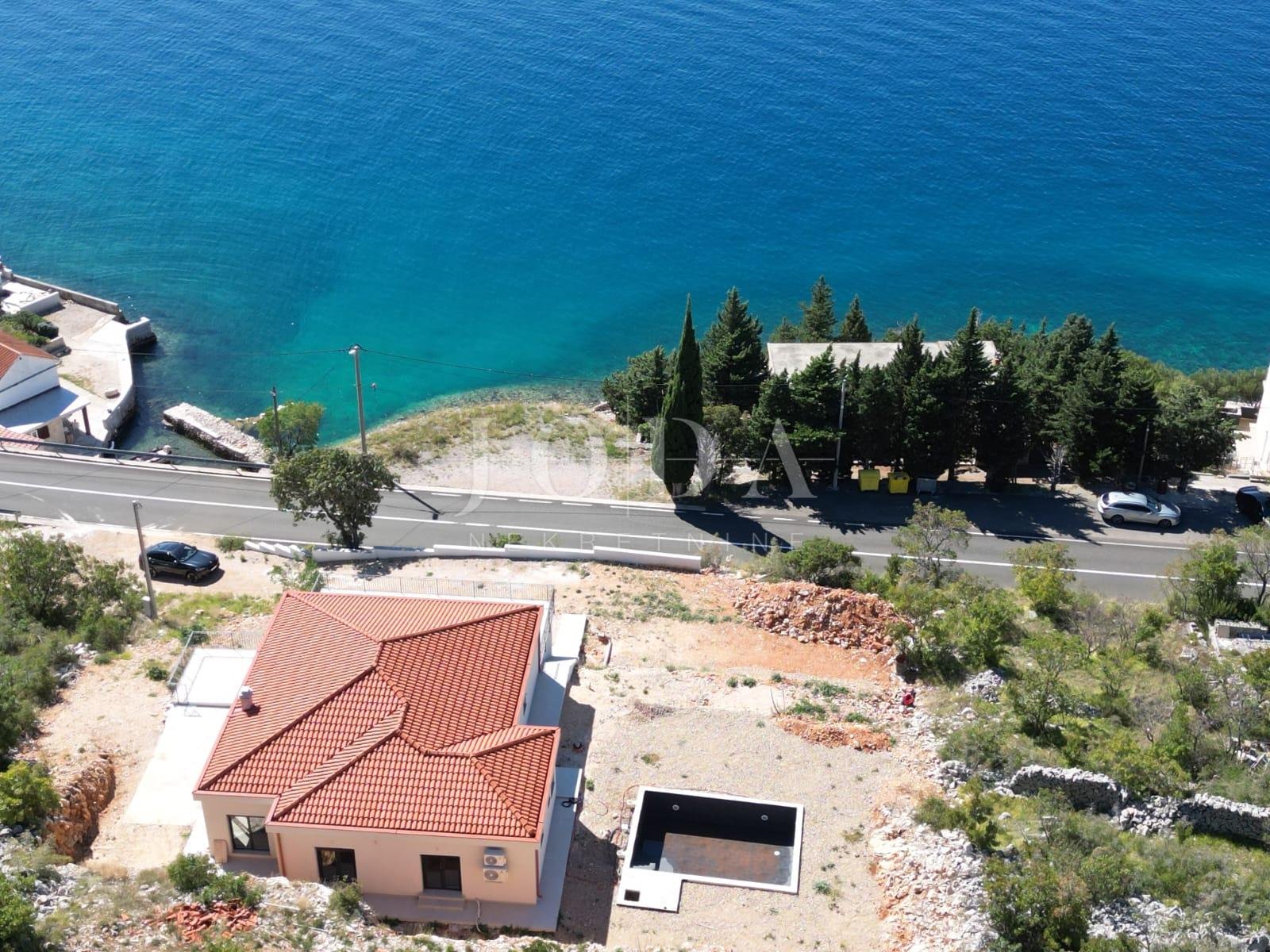 Kuća Na prodaju - Ličko-senjska Lukovo Šugarje