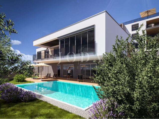 Kuća na prodaju 369 m² – Primošten