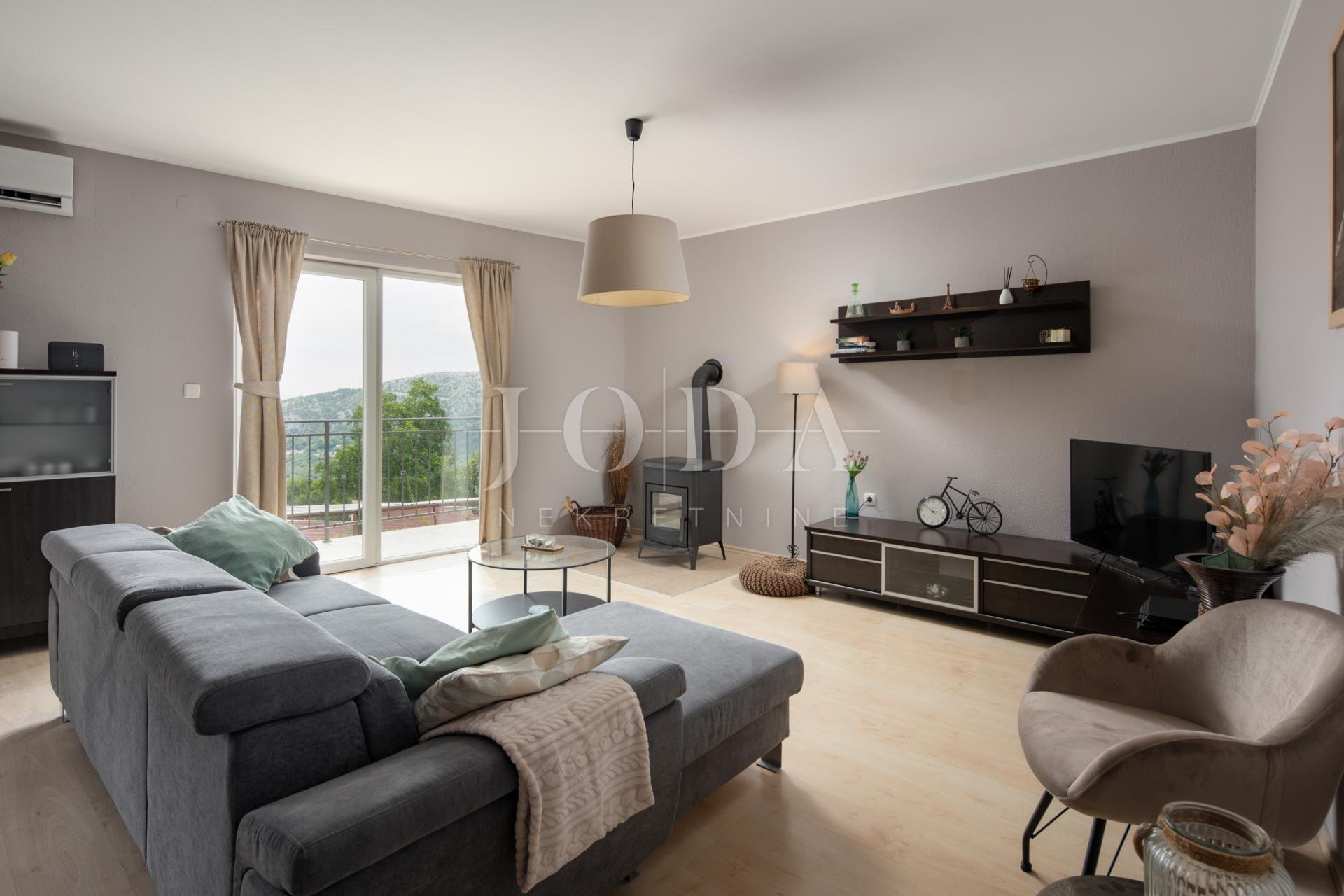 House For sale - Primorsko-goranska Bribir