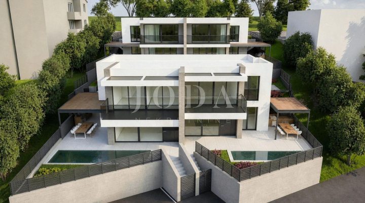 Kuća na prodaju 180 m² – Crikvenica