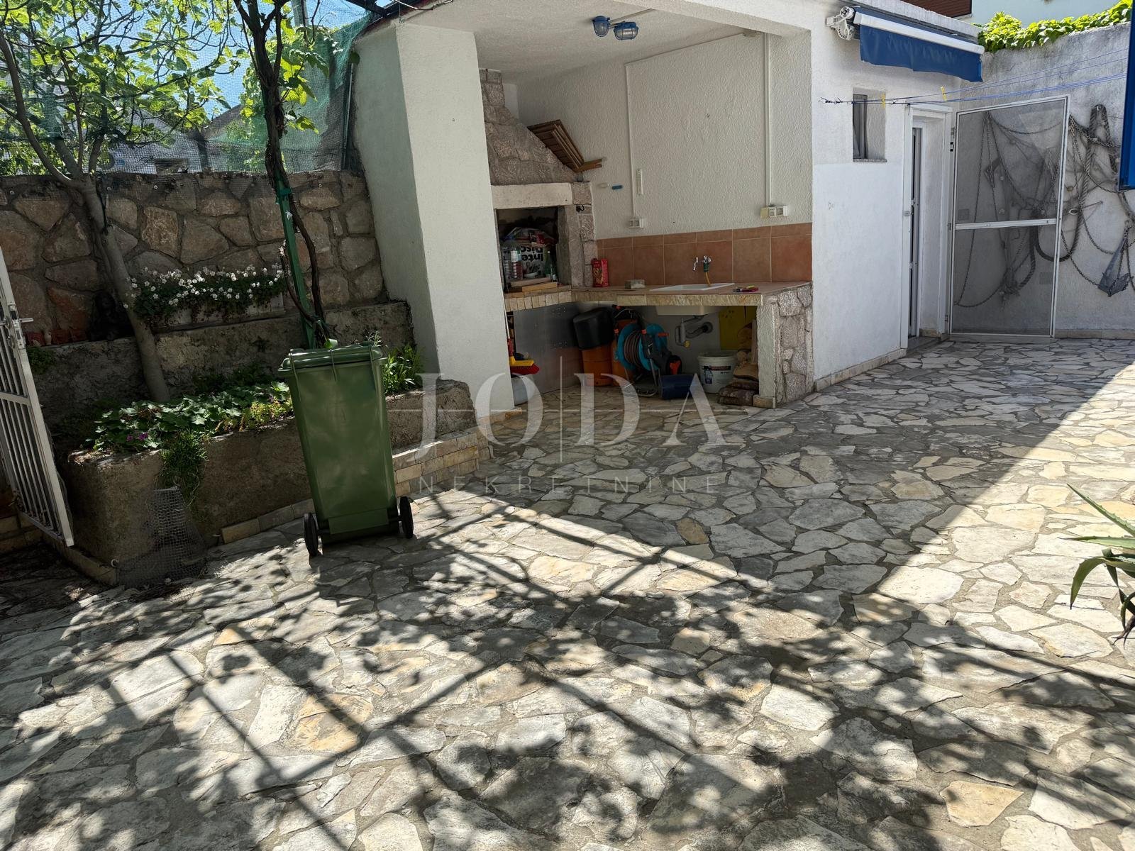 Kuća Na prodaju - Ličko-senjska Karlobag