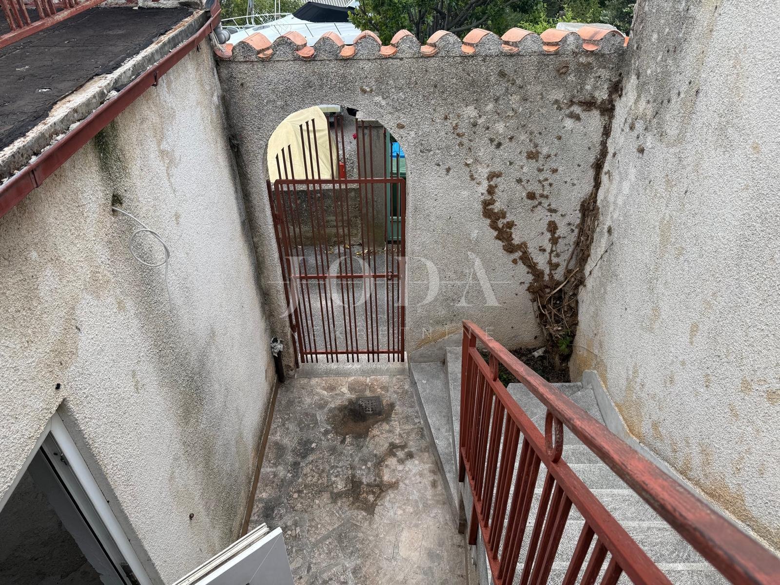 Hiša Naprodaj - Ličko-senjska Senj