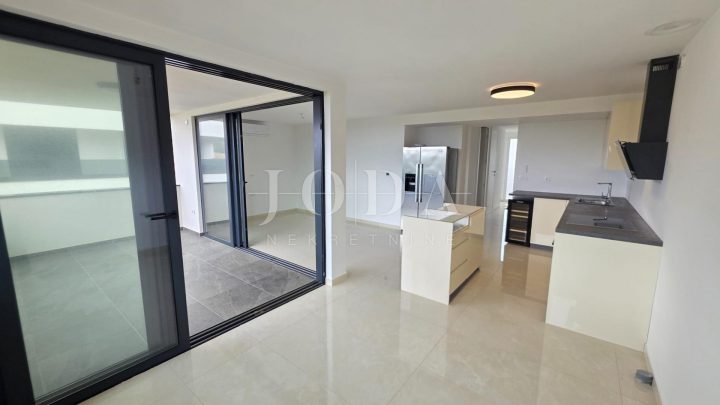 Apartmán Na predaj - Primorsko-goranska Krk - foto 2/27