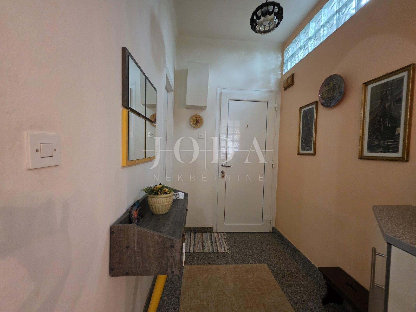 Apartma Naprodaj - Ličko-senjska Senj