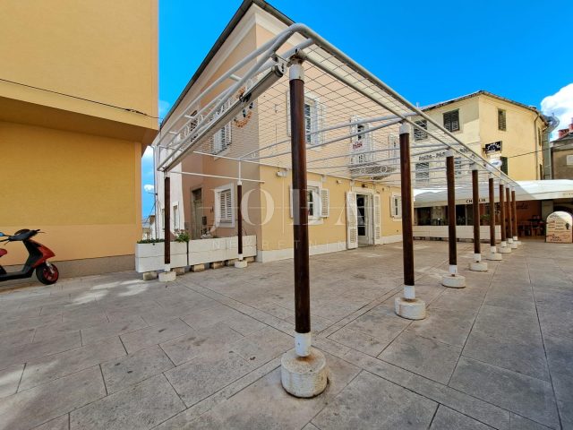 Poslovni prostori na predaj 173 m² – Novi Vinodolski