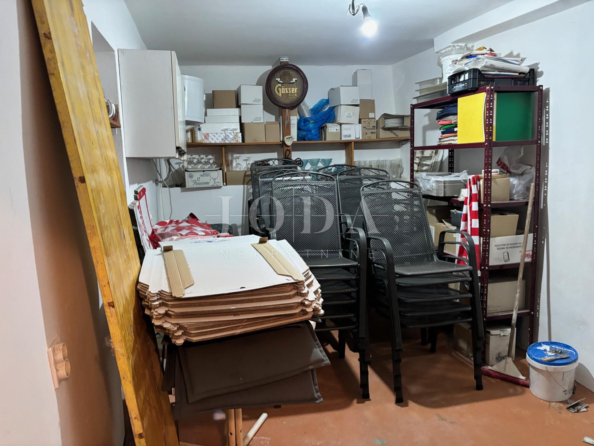 Poslovni prostori Na predaj - Primorsko-goranska Novi Vinodolski