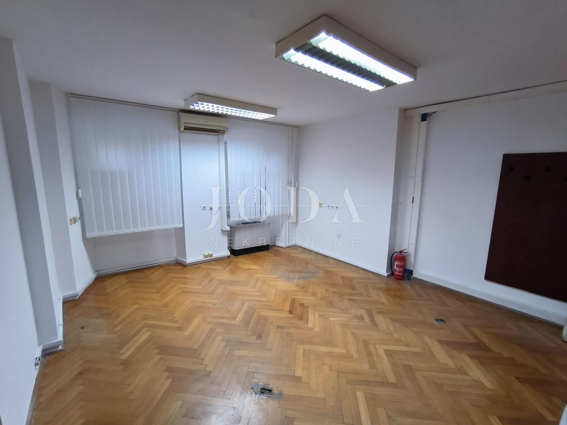 Komerční Na prodej - Primorsko-goranska Centar