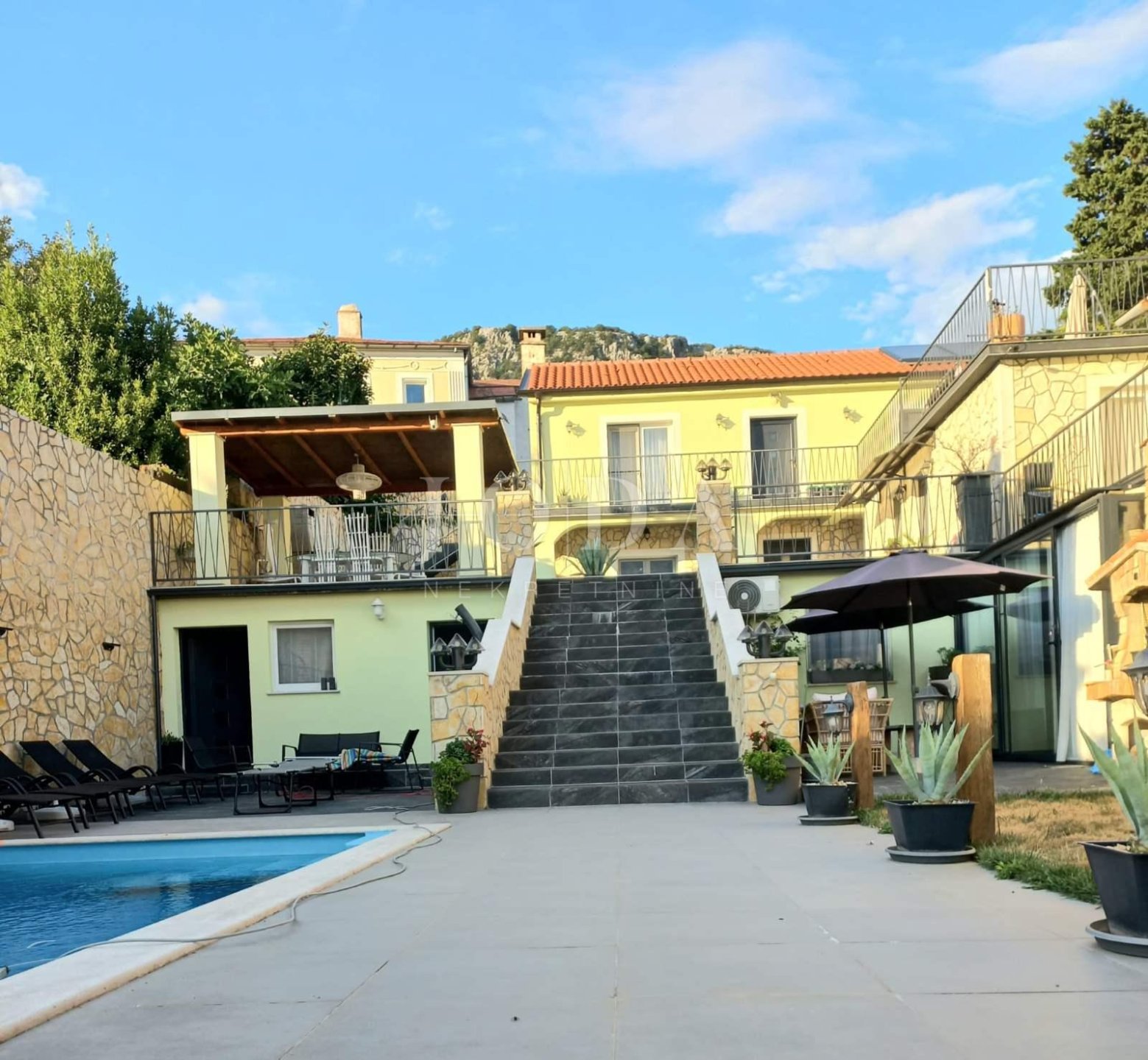 Haus Zu verkaufen - Primorsko-goranska Bribir - foto 1/27
