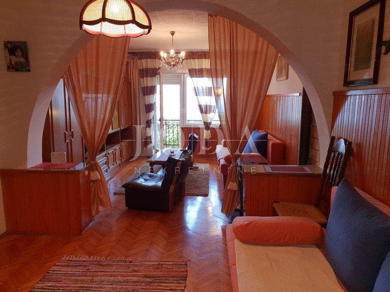 Casa In vendita - Ličko-senjska Senj