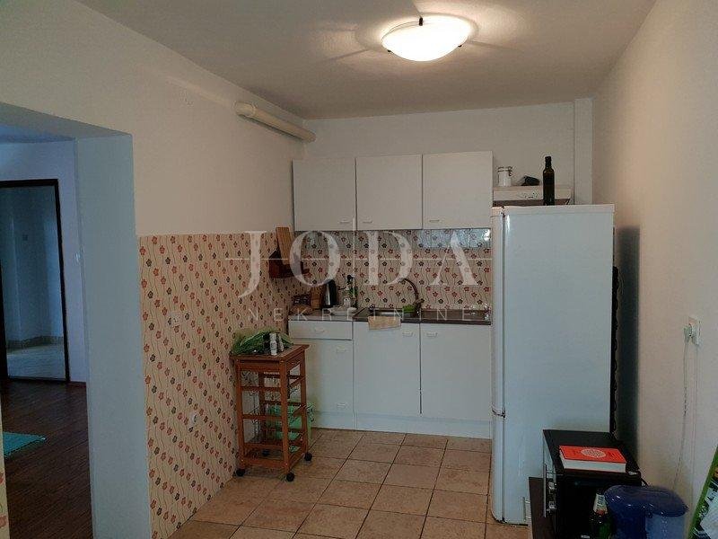 Casa In vendita - Ličko-senjska Senj