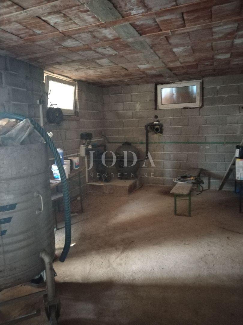 Hiša Na predaj - Istarska Labin