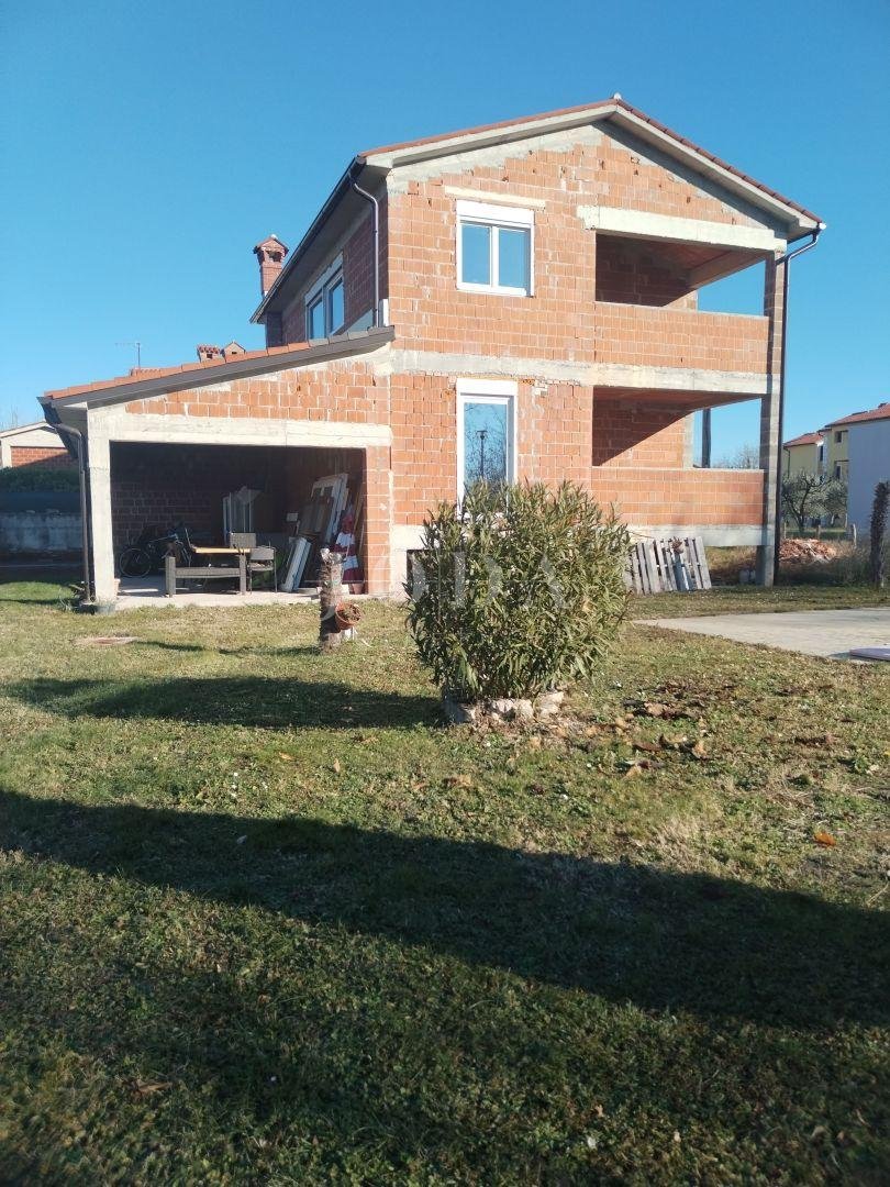 Hiša Na predaj - Istarska Labin