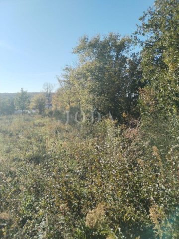 Zemljište na prodaju 965 m² – Labin