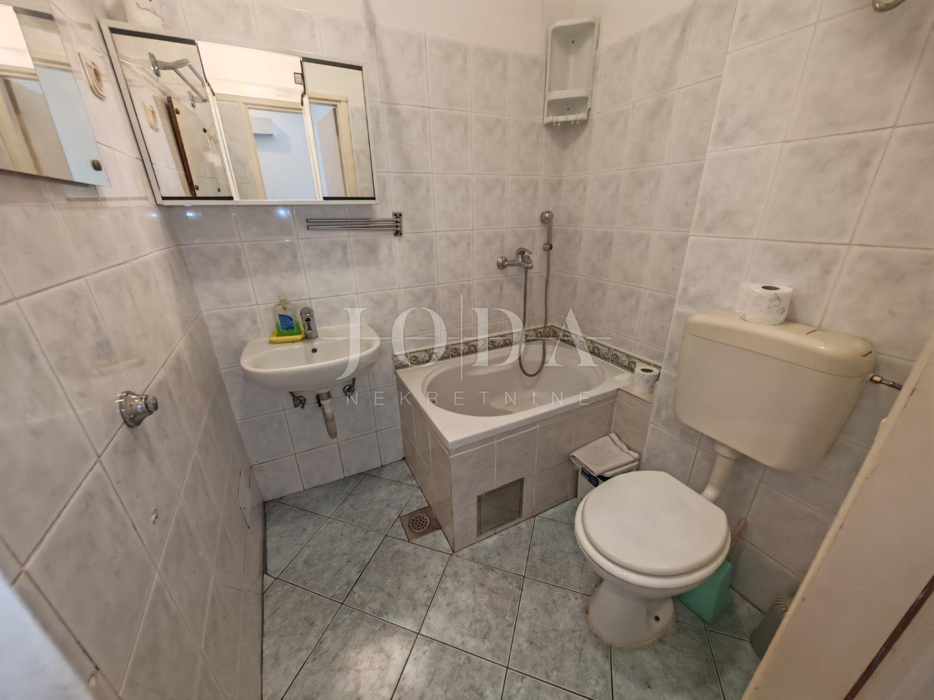 Flat For sale - Primorsko-goranska Crikvenica