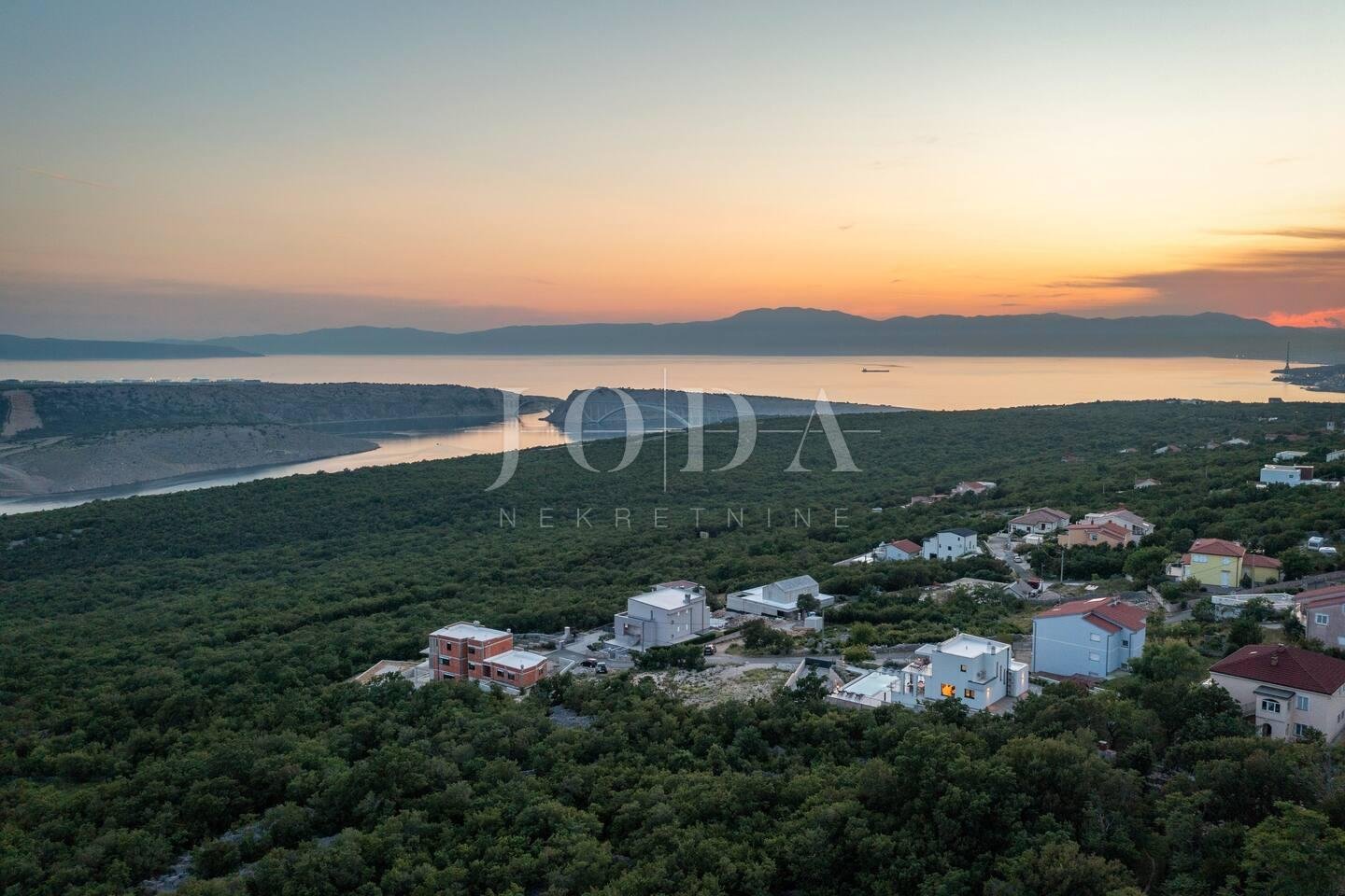 Kuća Na prodaju - Primorsko-goranska Šmrika