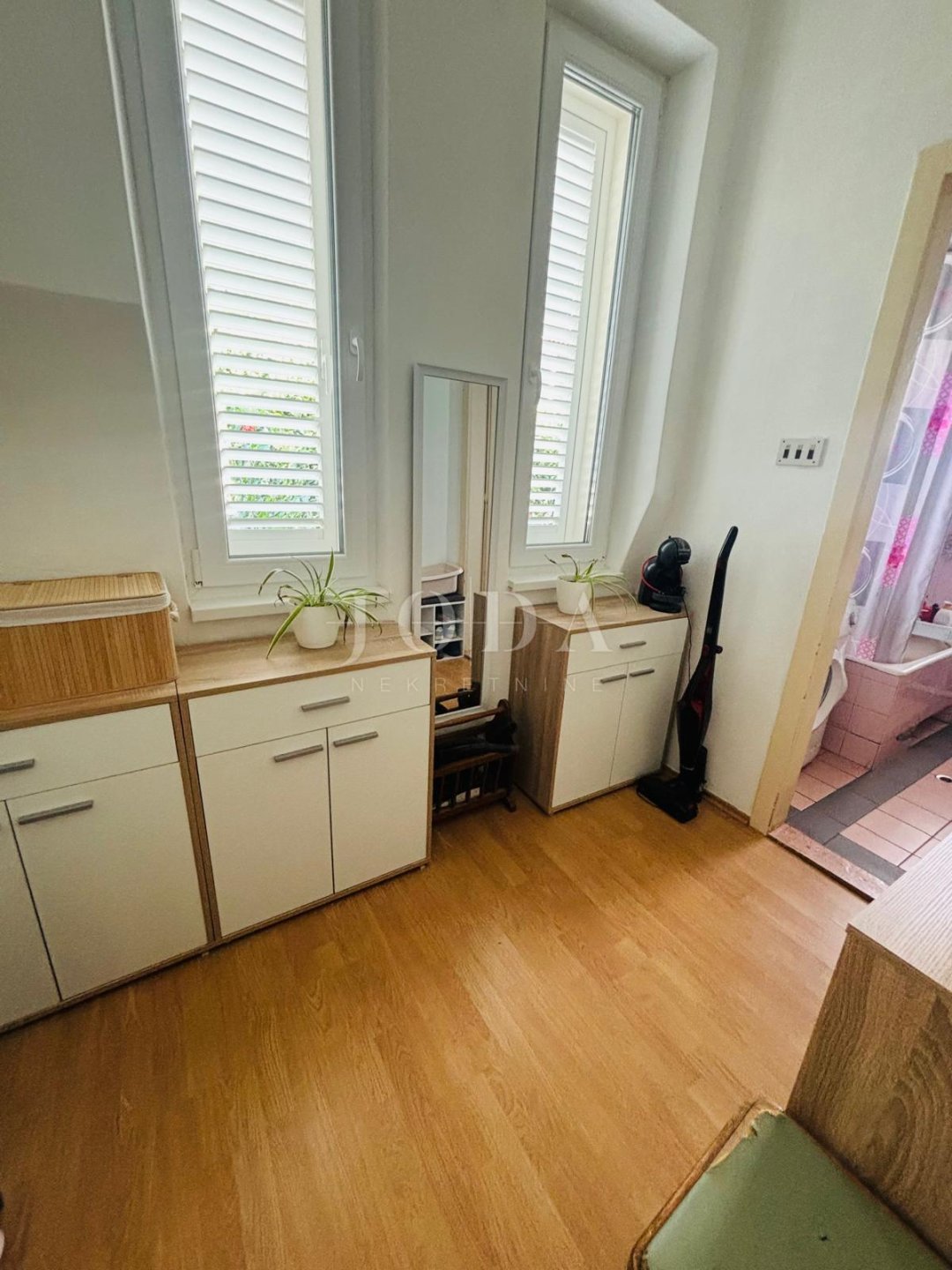 Flat For sale - Primorsko-goranska Turnić