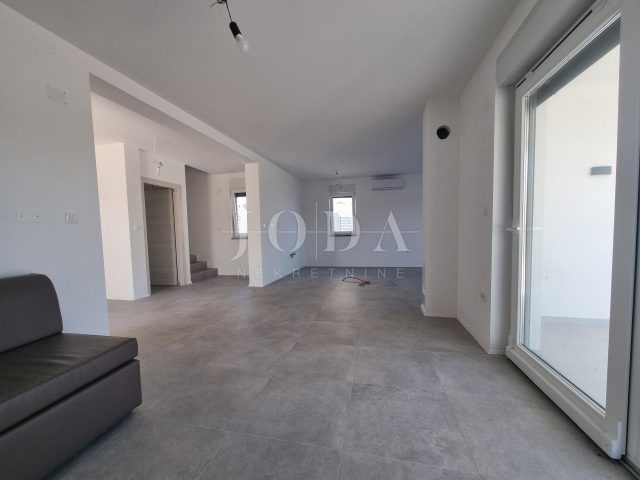 Casa In vendita - Primorsko-goranska Dobrinj - foto 2/19