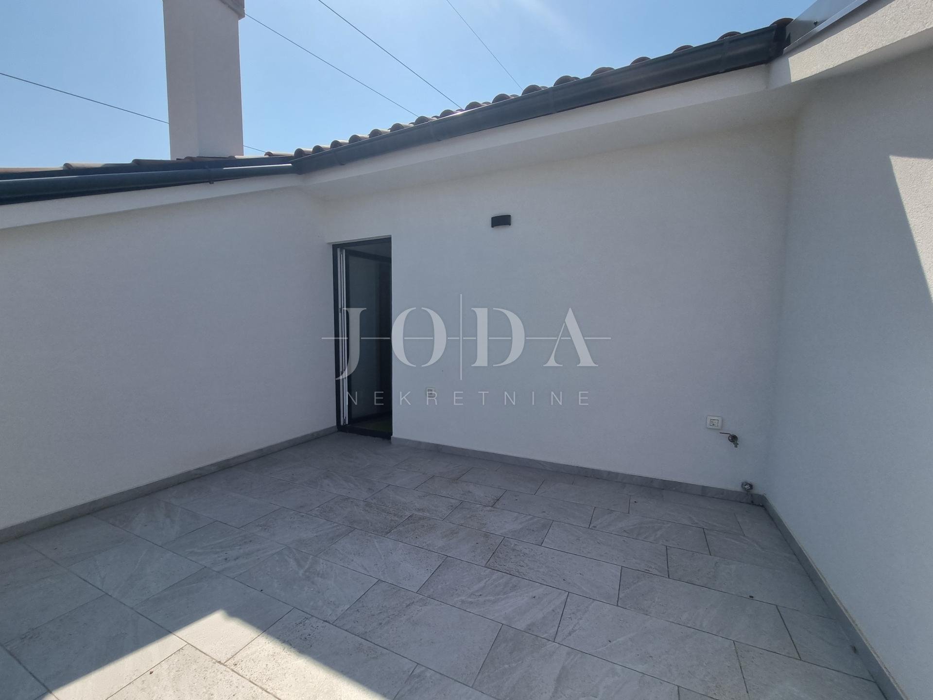 Casa In vendita - Primorsko-goranska Dobrinj