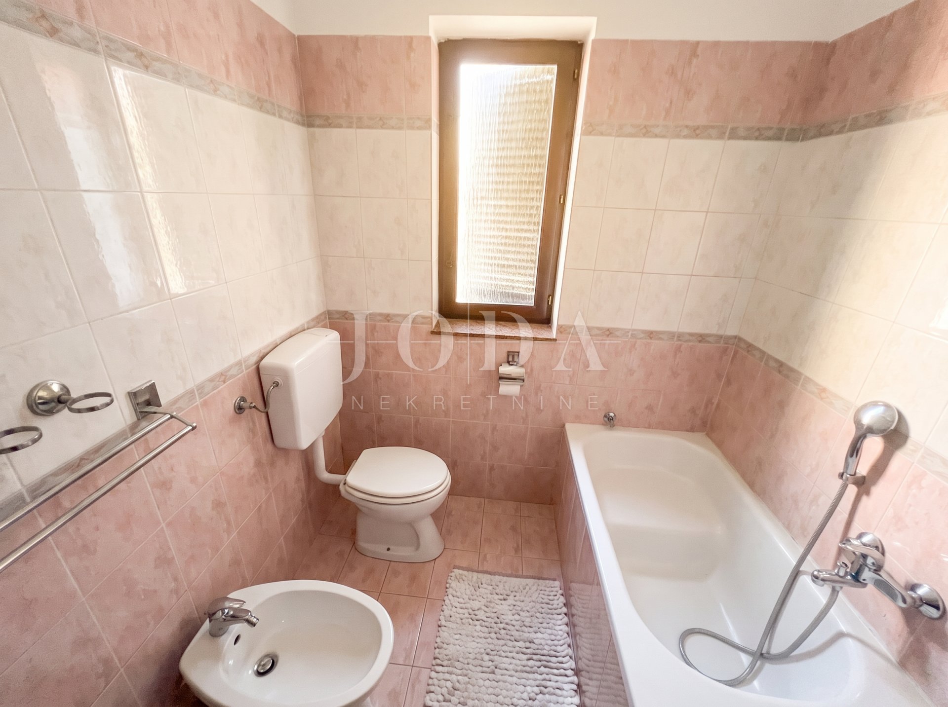 House For sale - Primorsko-goranska Bregi