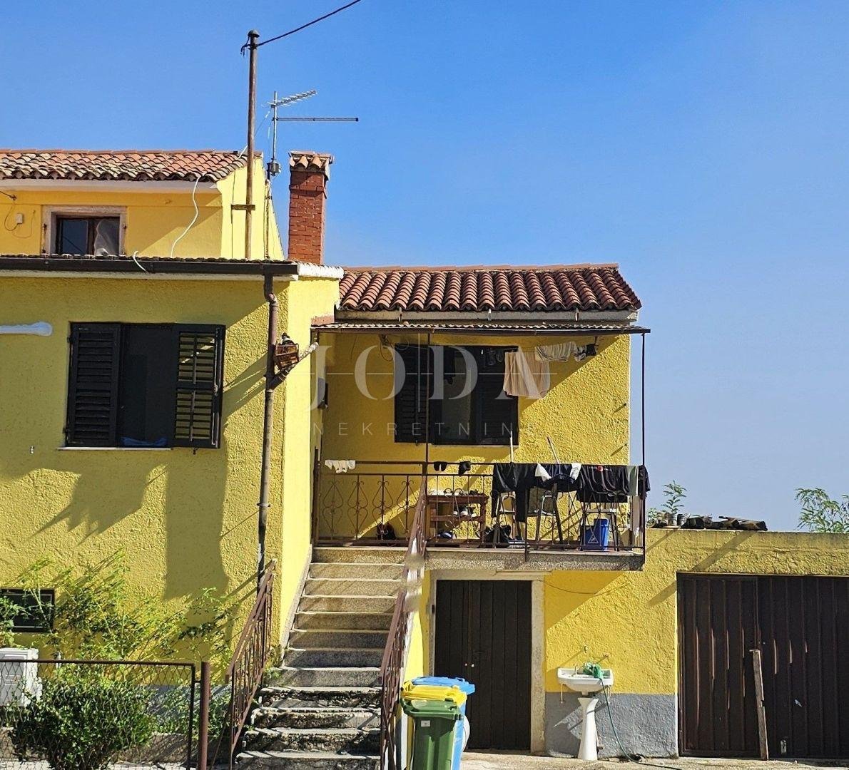 Haus Zu verkaufen - Istarska Motovun - foto 1/1